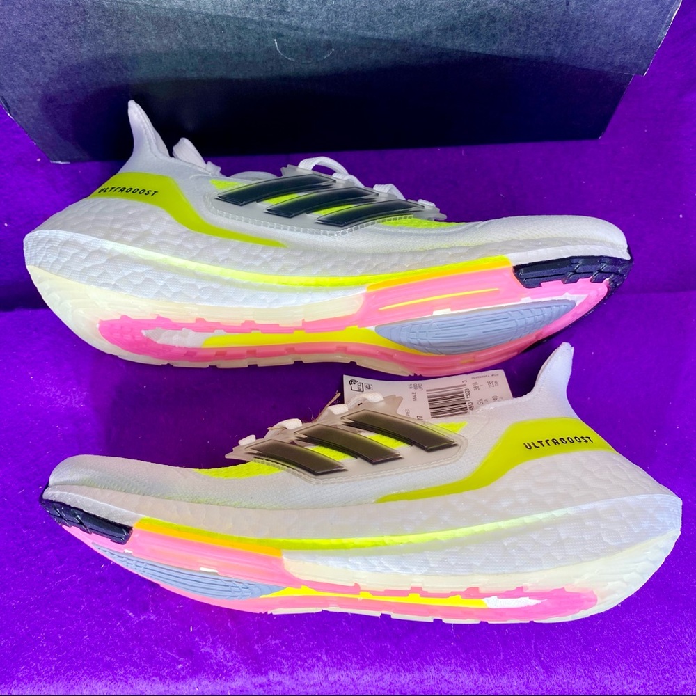 New adidas Ultraboost 21 Running Shoe FY0377 Men’s Size: 5 Women’s 6.5 - Picture 7 of 13